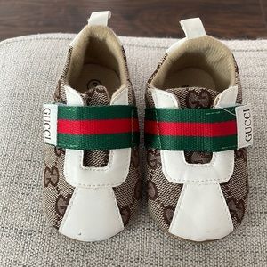 Baby shoes size 3